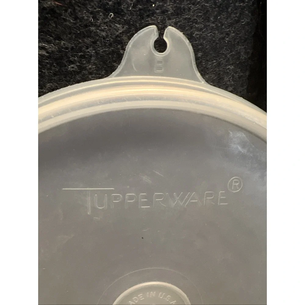 Vtg Tupperware #238-43, 238-32 Seal Replacement Lid 5‎ 1/2